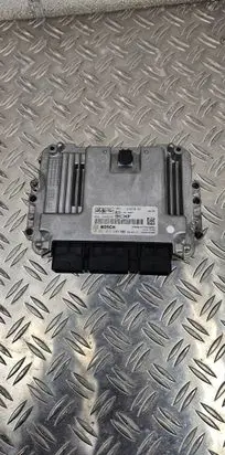 Ford Focus Engine control unit/module 9M5112A650BF 0281015608