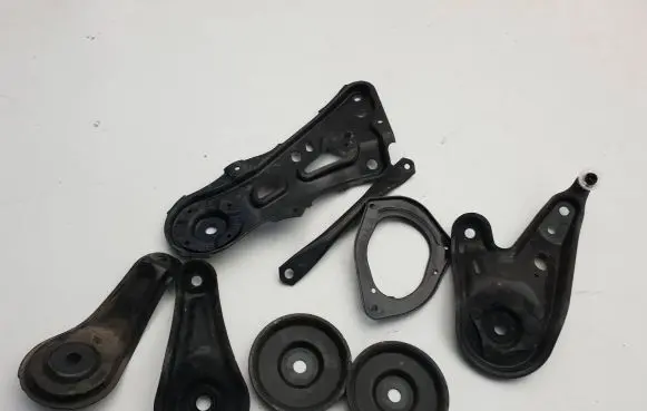 Lexus RX 450H Bracket in trunk/boot 5701