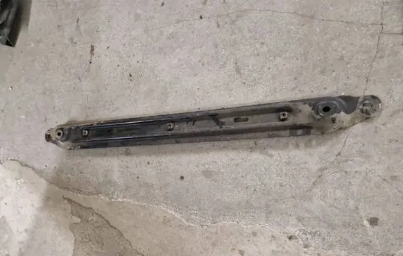 Citroen Berlingo Bottom radiator support slam panel 