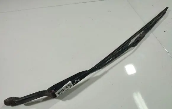 Renault Thalia I Front wiper blade arm 