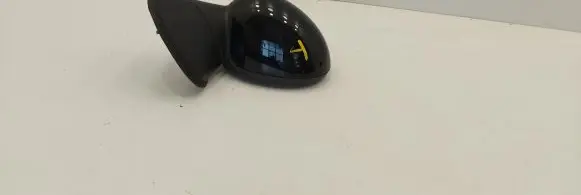 Mini Cooper Countryman R60 Front door electric wing mirror