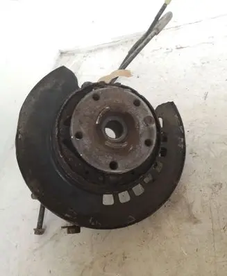 Volkswagen Touareg I Rear wheel bearing hub 