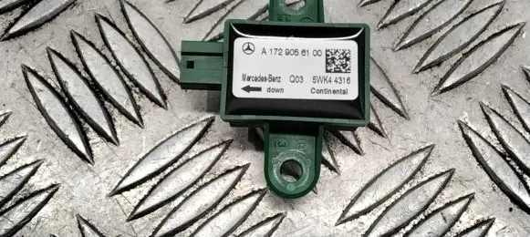 Mercedes-Benz E W212 Airbag deployment crash/impact sensor A1729056100