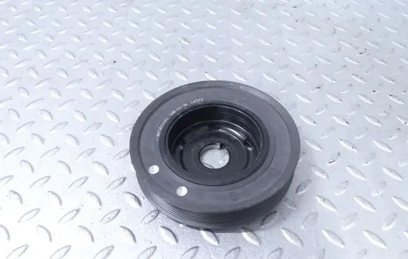 Citroen C4 III e-C4 Crankshaft pulley 9821624380