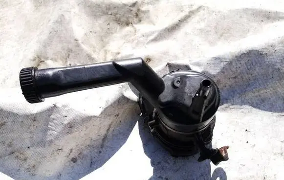 Citroen C4 Grand Picasso Power steering pump 9684040280 a0012434