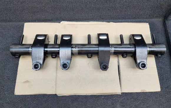 Audi A4 S4 B7 8E 8H Valve rocker arm 03G109527B
