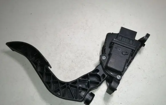 Audi A6 S6 C6 4F Accelerator throttle pedal 4F1723523