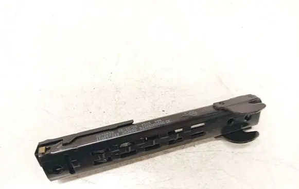 Seat Altea Seat belt adjustment rail 1T0857819