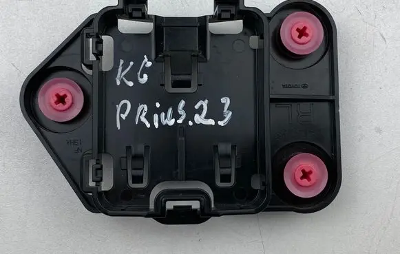 Toyota Prius xw60 Blind spot radar bracket 8817147030