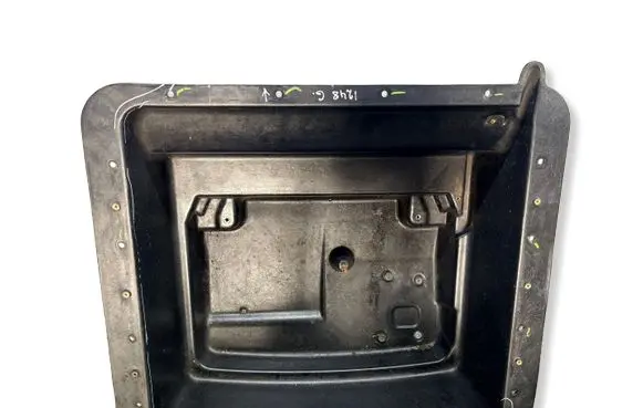 Maserati Quattroporte Glove box in trunk 