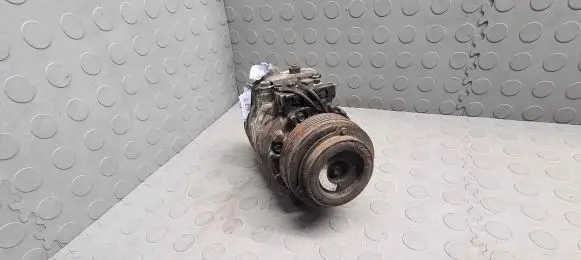 BMW 7 E38 Air conditioning (A/C) compressor (pump) 8386451