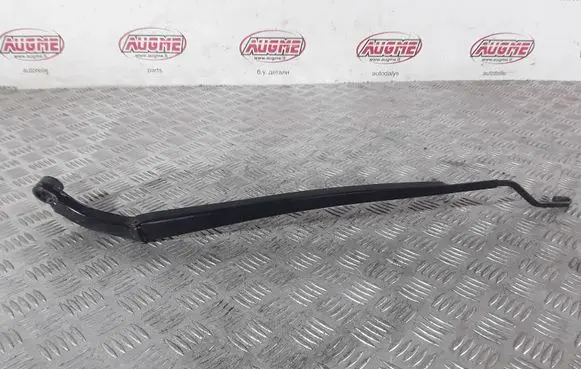 Toyota RAV 4 (XA50) Front wiper blade arm 9199