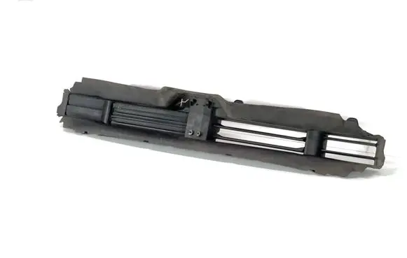 BMW X5 G05 Intercooler air guide/duct channel 22677510
