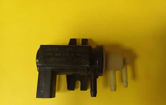 Audi A3 S3 8L Turbo solenoid valve 1K0906627A