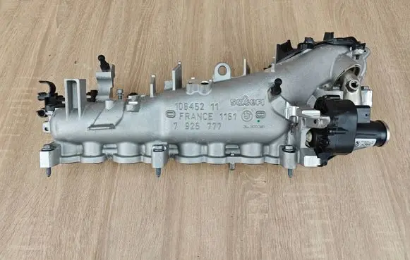 BMW 4 G22 G23 G24 G26 Intake manifold 7925777 8570791