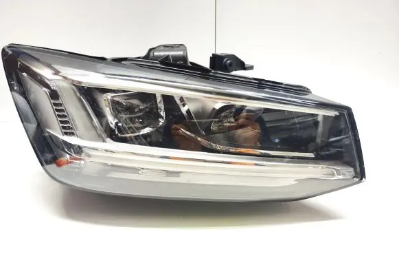 Audi Q2 - Headlight/headlamp 81A941034B 90083597 A046439
