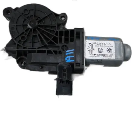 Skoda Fabia Mk2 (5J) Front door window regulator motor