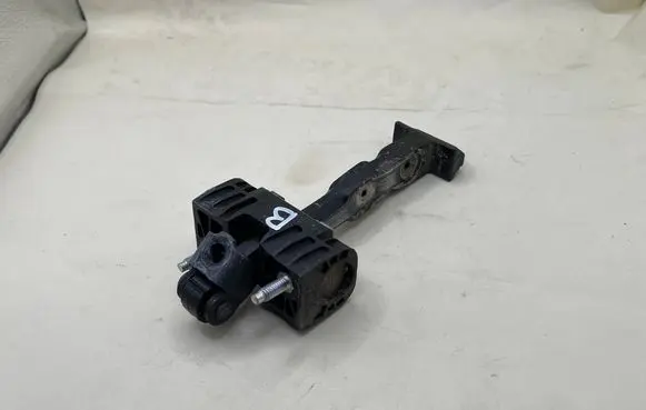 Volvo XC70 Rear glass lock/latch C410 31217751