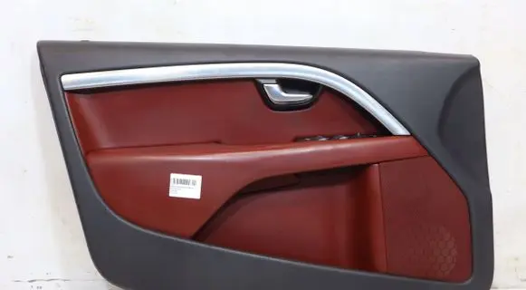 Volvo V70 Front door card panel trim