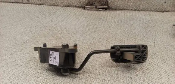 Nissan Tiida C11 Accelerator throttle pedal 18002AX700