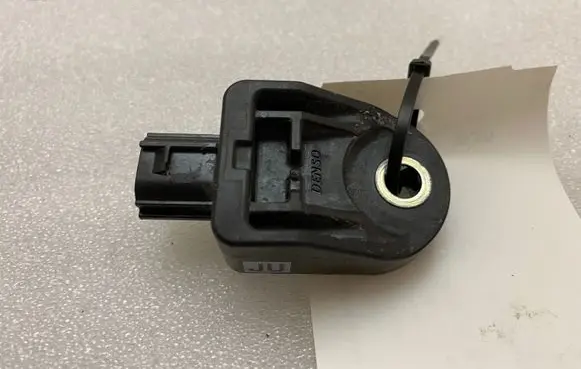 Lexus NX Airbag deployment crash/impact sensor 8917378010
