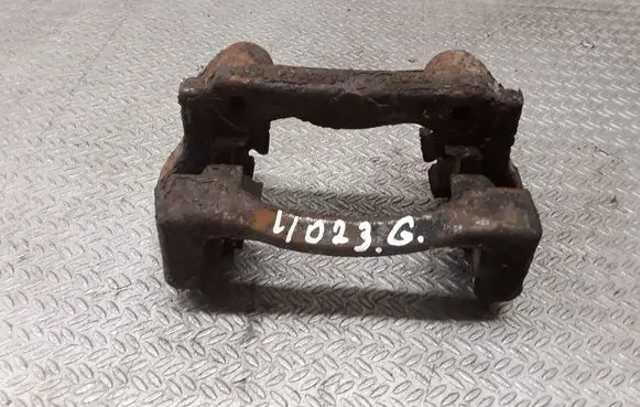 Toyota Corolla E160 E170 Brake caliper pad carrier rear 