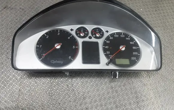 Ford Galaxy Speedometer (instrument cluster) 7M5920800E