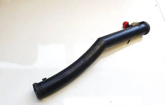 Volkswagen Golf V Engine coolant pipe/hose 03C121065B