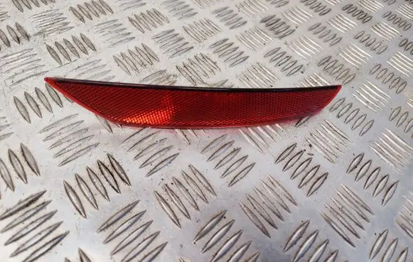 Rear tail light reflector