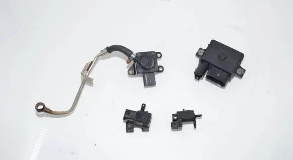 BMW 5 GT F07 Exhaust gas pressure sensor 7808013 8591724 7810831