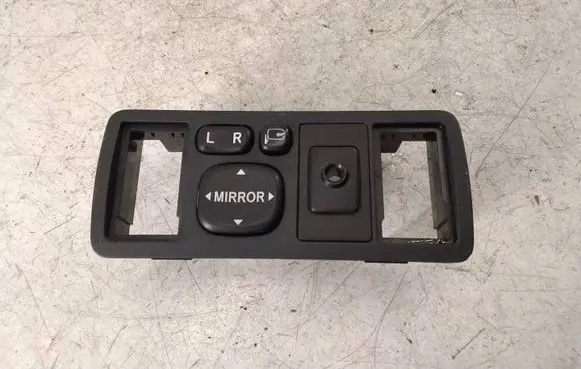 Toyota Avensis T250 Wing mirror switch 183575