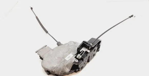 Volvo V50 Front door lock 30753655