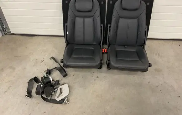 Ford S-MAX Third row seats 
