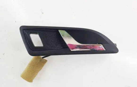 Rear door interior handle