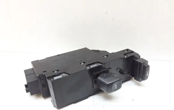 Volvo V70 Electric window control switch 30737519