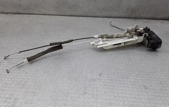 Chrysler Pacifica Rear door lock