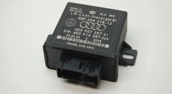 Audi A8 S8 D3 4E Light module LCM 4E0907357