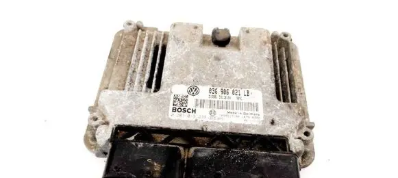 Skoda Octavia Mk2 (1Z) Engine control unit/module 03G90621LB 0281013238