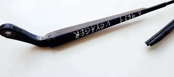 Chrysler Voyager Front wiper blade arm 04717365K