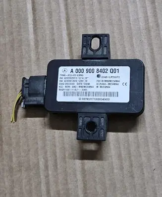 Mercedes-Benz GL X166 Tire pressure control unit A0009008482 0009008482