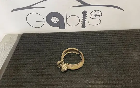 Mercedes-Benz GLC X253 C253 Muffler pipe connector clamp A0009958902