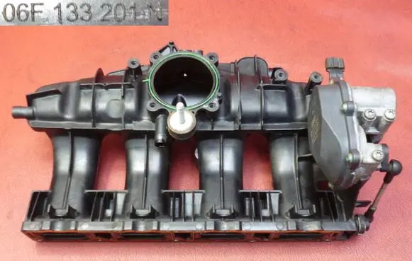 Volkswagen Eos Intake manifold 06F133201N 06F133185AQ