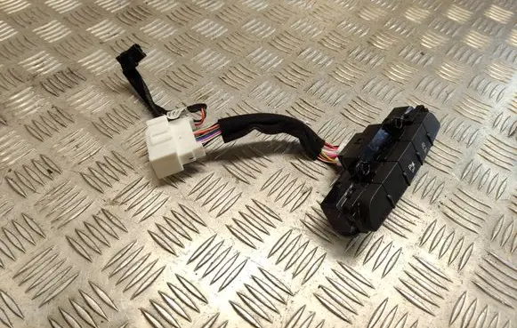KIA Rio Parking (PDC) sensor switch 93300H8140 84622H8010