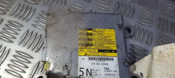 Toyota Auris 150 Airbag control unit/module 215537101 215537-101