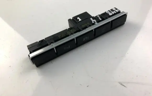 Volkswagen Tiguan Other switches/knobs/shifts 5N1927137R