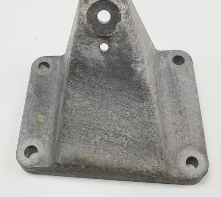 Jaguar XF X250 Engine mounting bracket 8W83-6061-AA