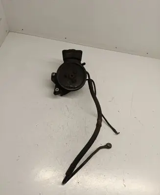 BMW 3 E46 Power steering pump 32416756575