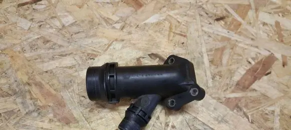 BMW 5 E60 E61 Engine coolant pipe/hose 2247744 11122247744