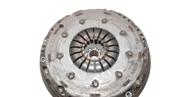 Peugeot RCZ Clutch set kit 9685772180