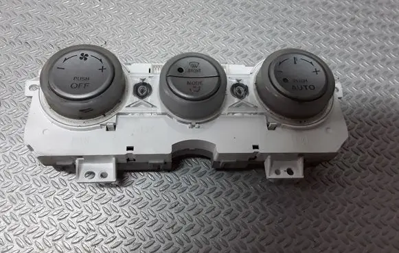 Mazda 6 Climate control unit